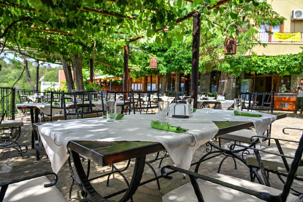 Complex Chayka Guest House Byala  Extérieur photo